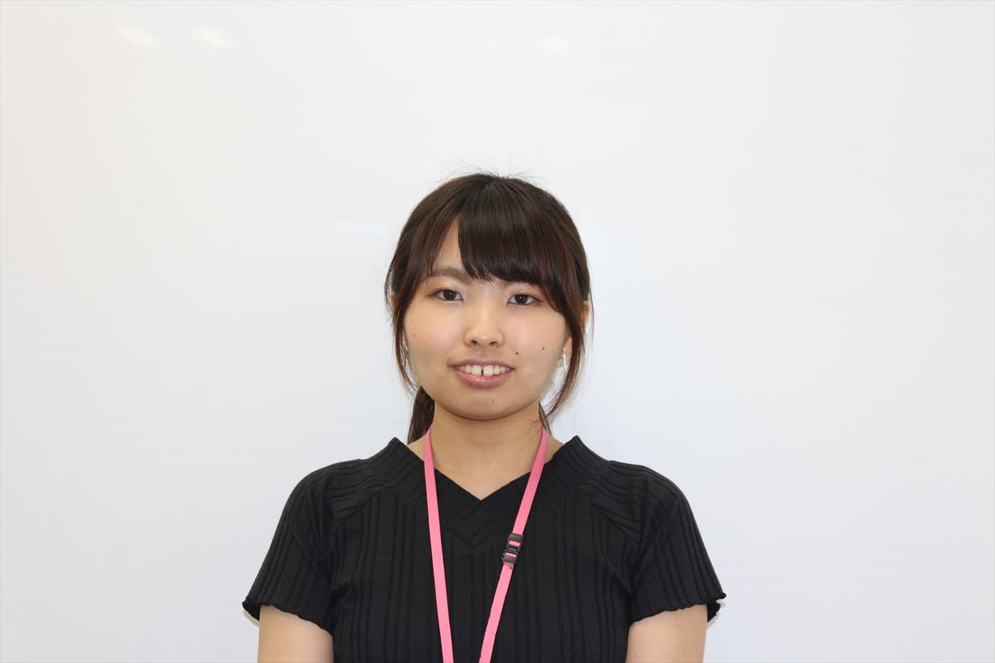 正面・村田さん
