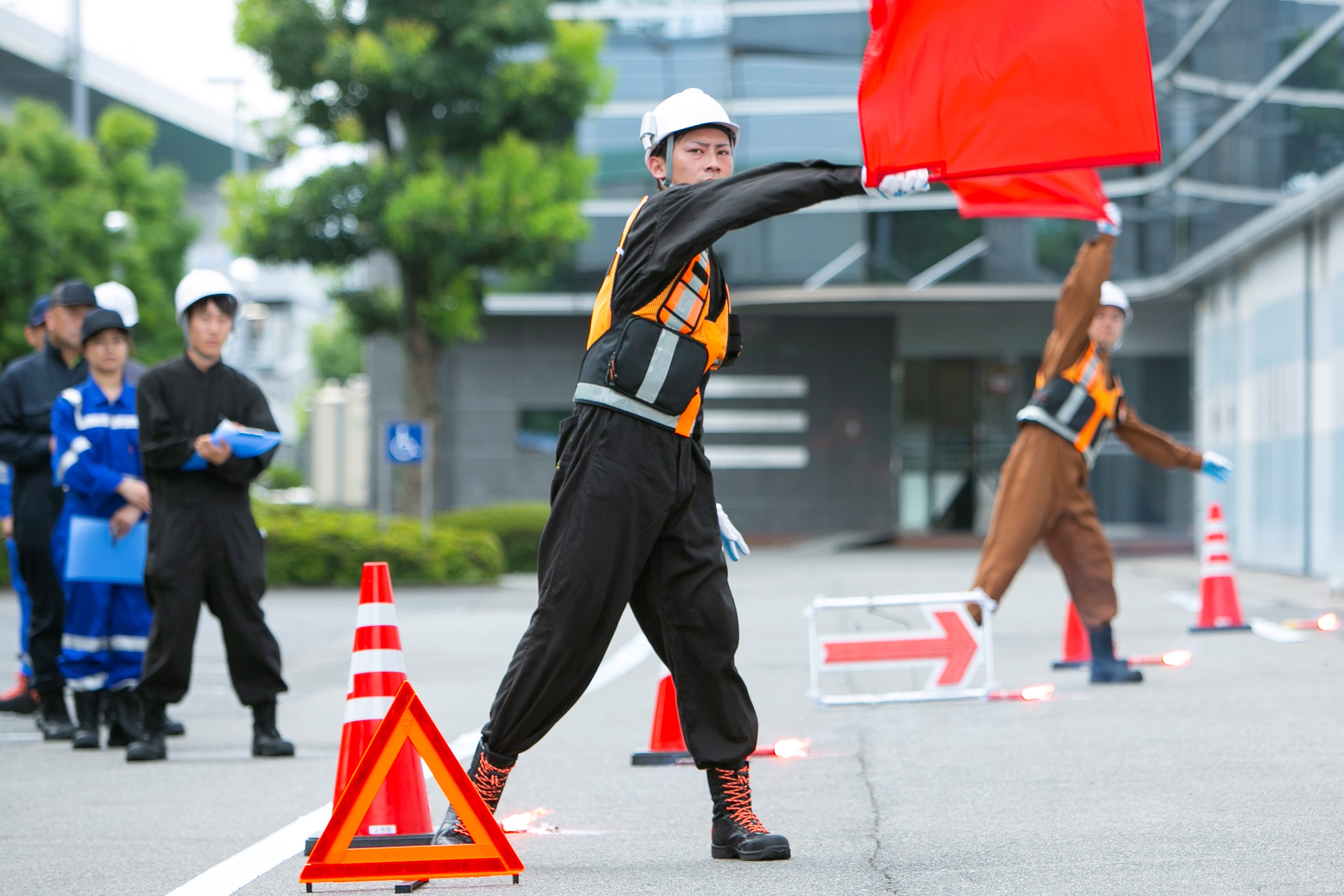 車両の引き上げ作業