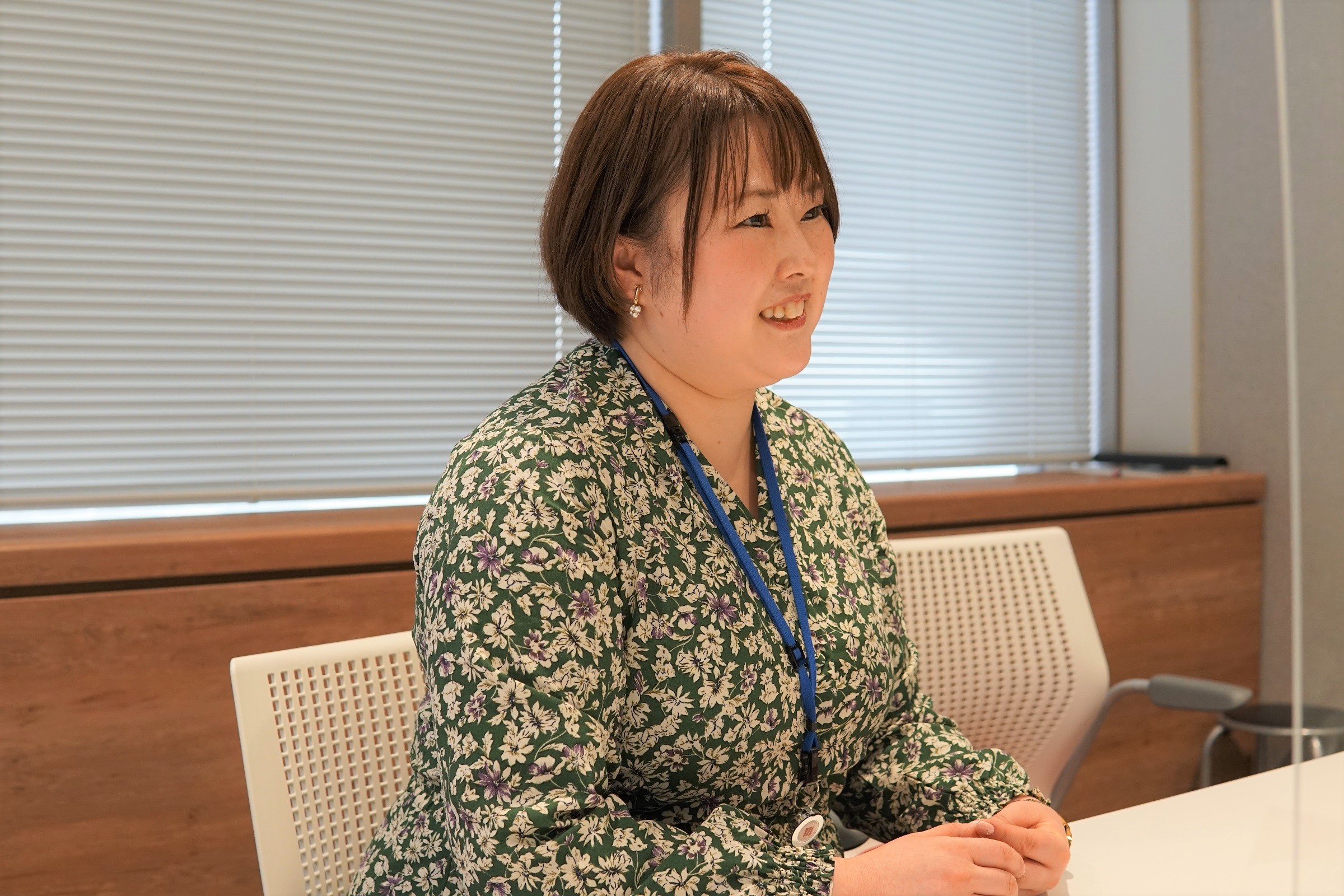答える小倉さん