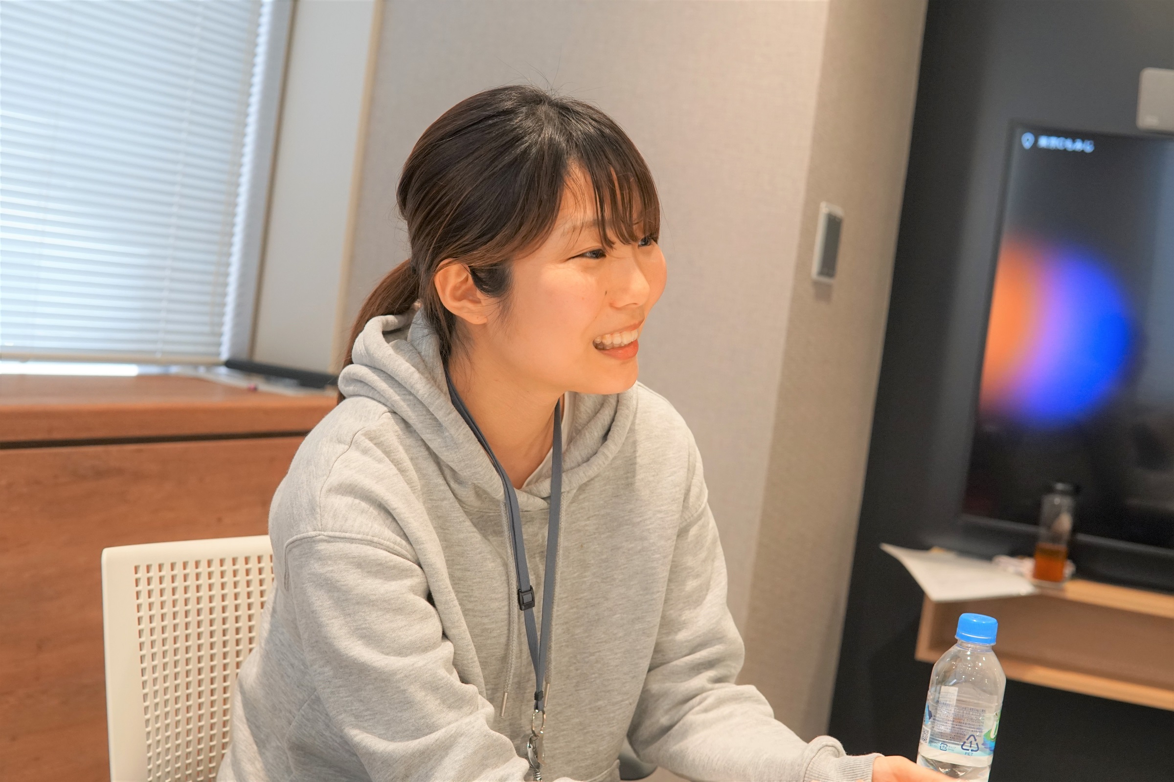 笑顔の斎藤さん