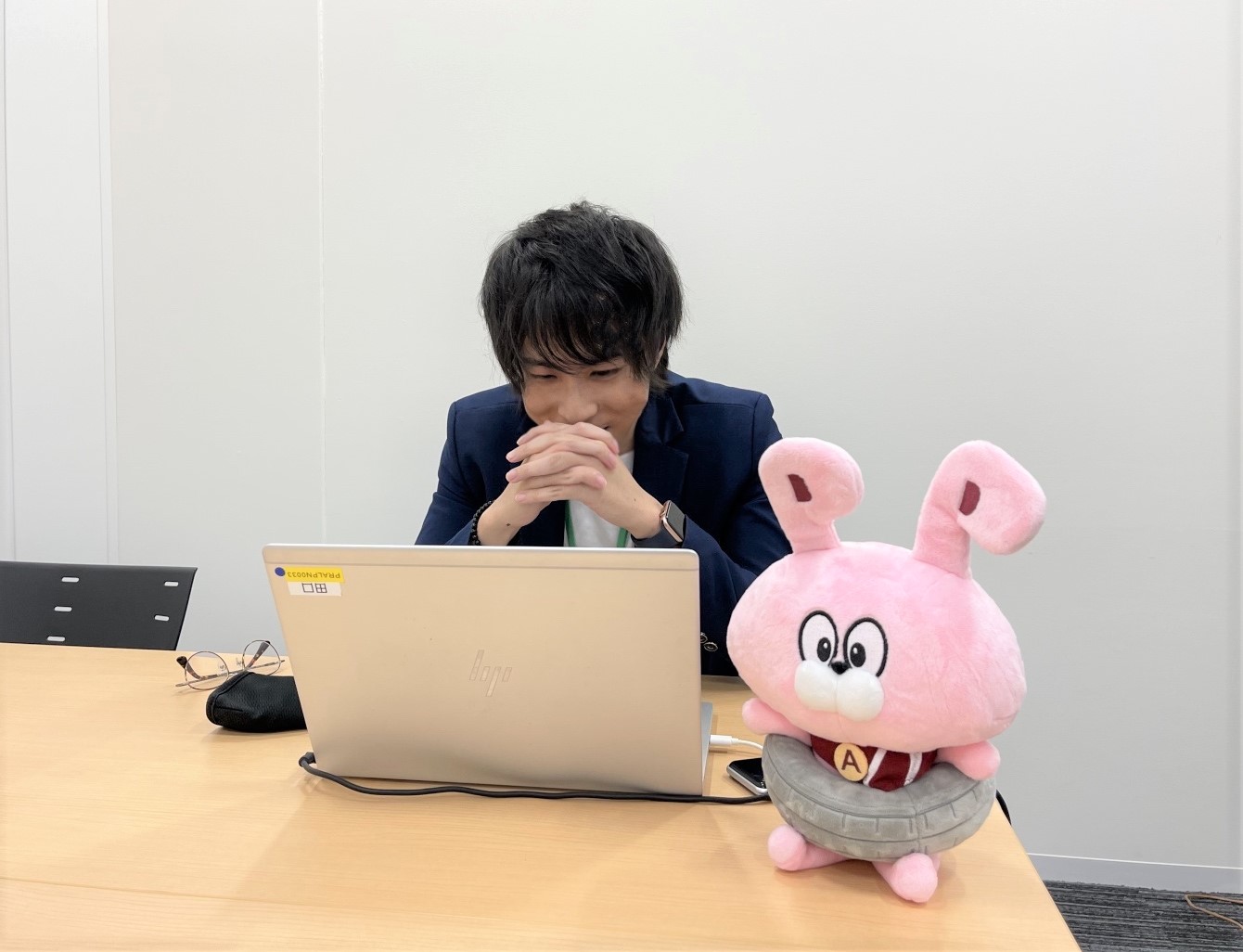 インタビュー中・田口さん