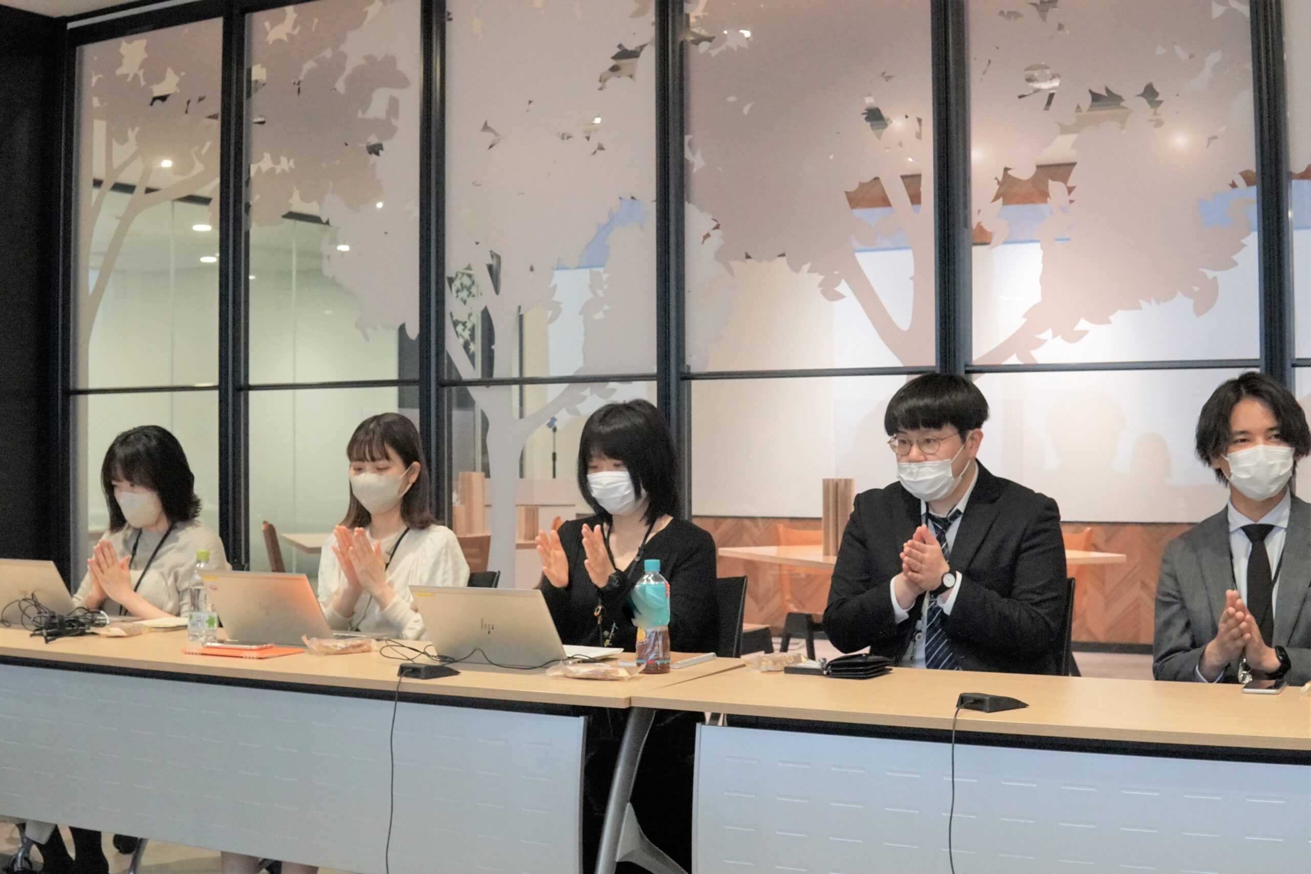 報告会の様子４