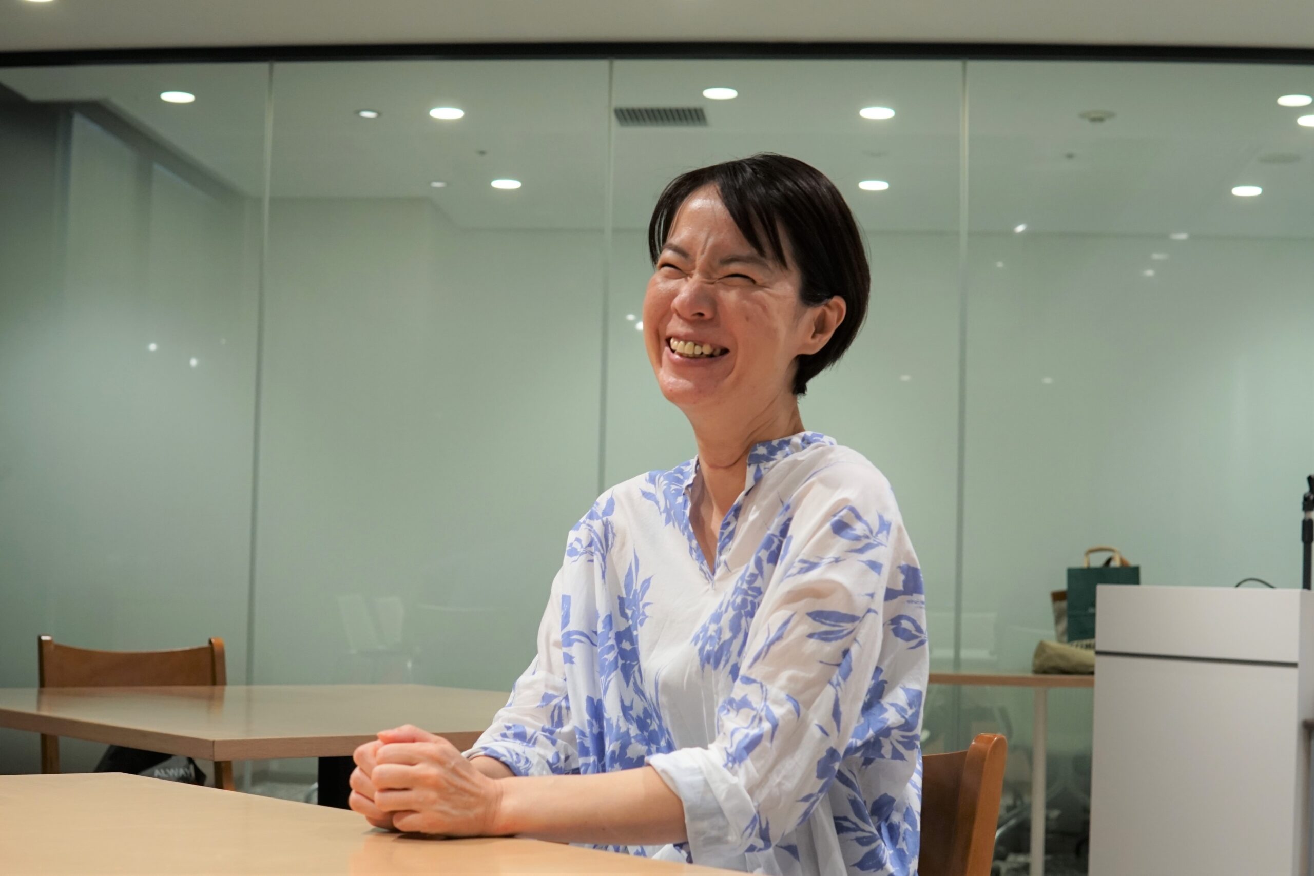 インタビュー中のさとうさん